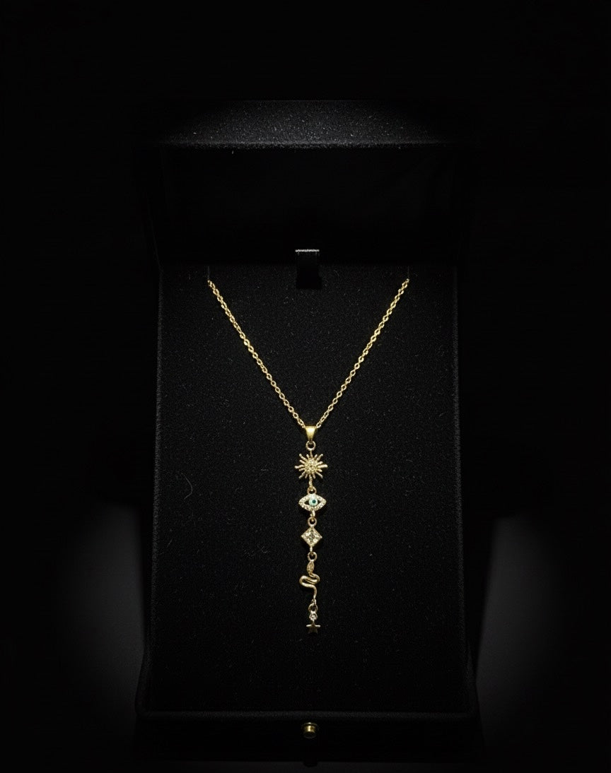 Teyzeme nazarlık kolye çarpıcı not ve kutulu